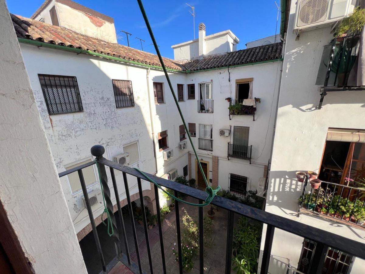 Apartamento Con Patio Para 4 En El Casco Historico Cordoue Extérieur photo